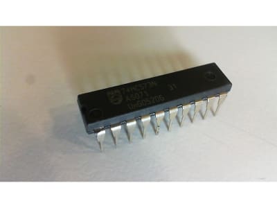 NXP SEMICONDUCTOR 74HC573N