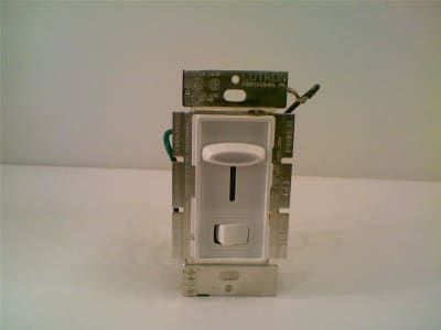 LUTRON SELV-300P