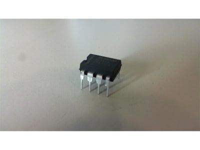 ANALOG DEVICES MAX698EPA+