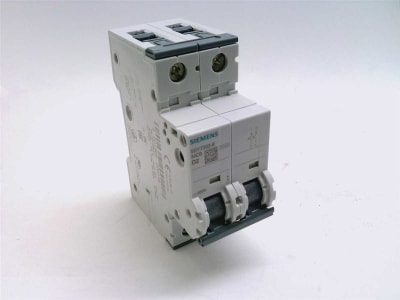 SIEMENS 5SY7202-8