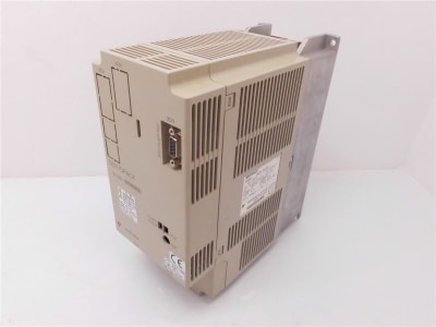YASKAWA ELECTRIC SGDB-05VDY1