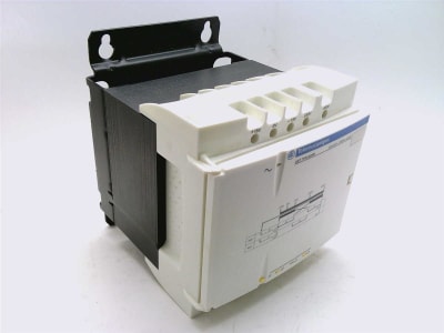 SCHNEIDER ELECTRIC ABT7PDU025B