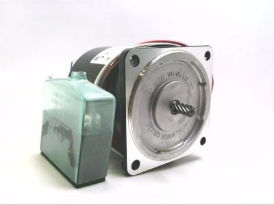 ORIENTAL MOTOR 5RK40RGN-CW2E