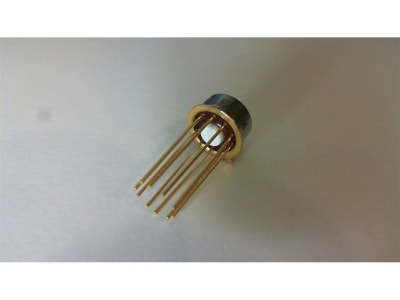 ANALOG DEVICES AD597AHZ