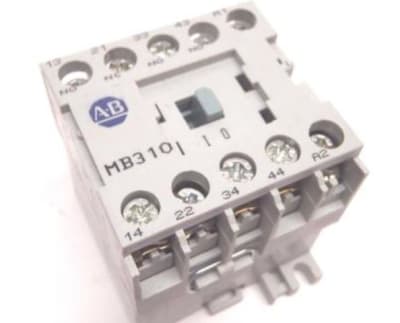ALLEN BRADLEY 700DC-MB310D24S