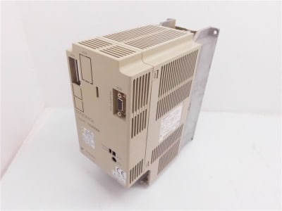 YASKAWA ELECTRIC SGDB-15VDY104