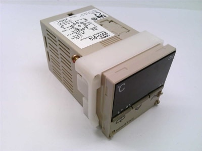 OMRON E5CS-Q1G