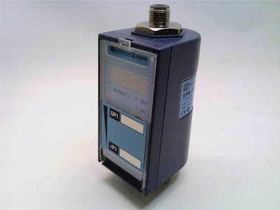 SCHNEIDER ELECTRIC XMLF040D2025