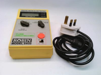 FLUKE 5402