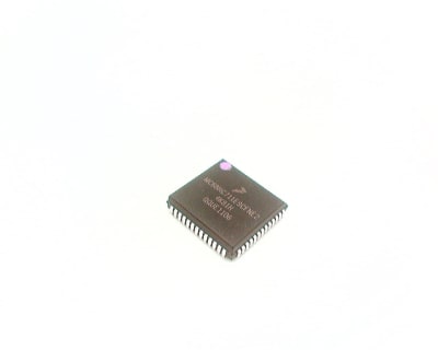 NXP SEMICONDUCTOR MC68HC711E9CFNE2