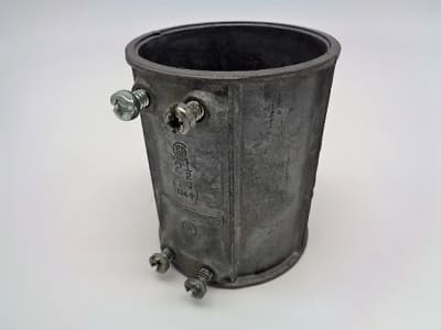 HALEX ADALET ECM 2-1/2-EMT-COUPLING