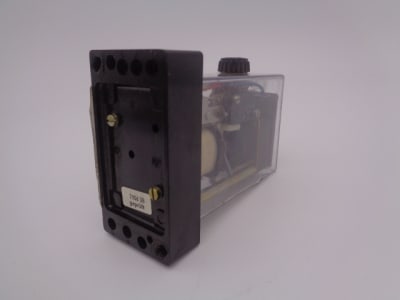 DOLD VR560-AC220-.2-180S