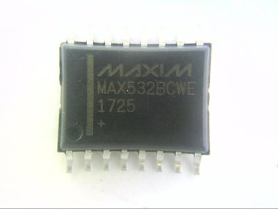 MAXIM INTEGRATED PRODUCTS MAX532BCWE+