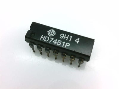 HITACHI HD7451P