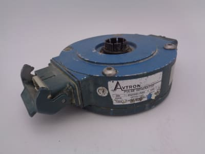 AVTRON M4-5S2HH51-P000