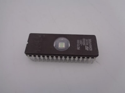 ST MICRO M27C1001-20FI