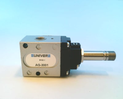 UNIVER GROUP AG-3001