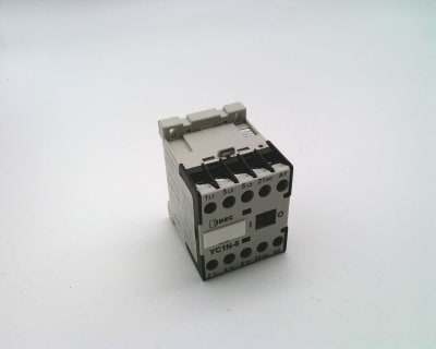 IDEC YC1N-6A120