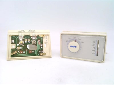 JOHNSON CONTROLS 2TH08701024