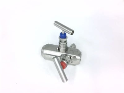 PRECISION INSTRUMENTS P2/W4W4TV2XEL