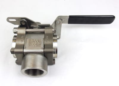 SWAGELOK SS-67XTF24-JL