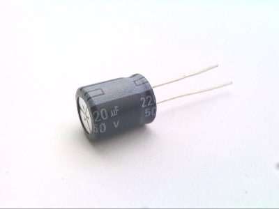 KEMET ESK227M050AH1EA