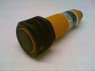 OMRON E3F-DS10C4-P1