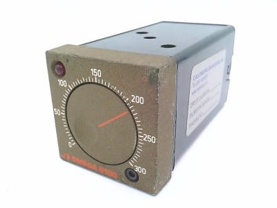 OMEGA ENGINEERING 6132H-J-0-300F-230V