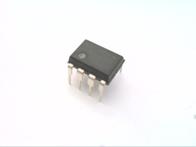 TEXAS INSTRUMENTS SEMI TLV2262AIP