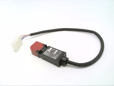 OMRON D4GS-N2T
