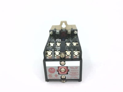 ALLEN BRADLEY 700-PK800A1