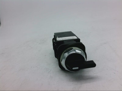 SCHNEIDER ELECTRIC XBCD21212C127