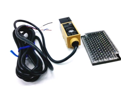 OMRON E3S-R1E42