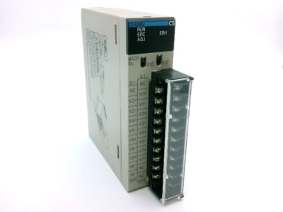OMRON CS1W-DA08V