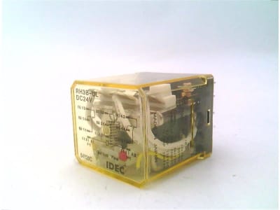IDEC RH3B-ULDC24V