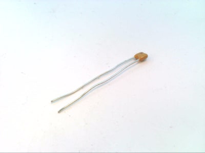 VISHAY K271J15C0GF5TL2