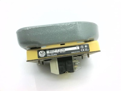 ALLEN BRADLEY 800P-F2CHA