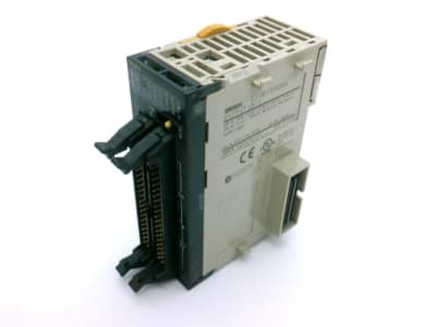 OMRON CJ1W-OD263