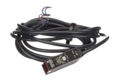 OMRON E3S-AD32