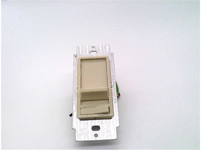 LEVITON R04-6621-PI