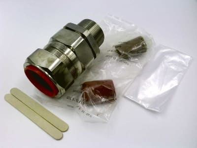 CMP CORP 32PX2KX1RA534