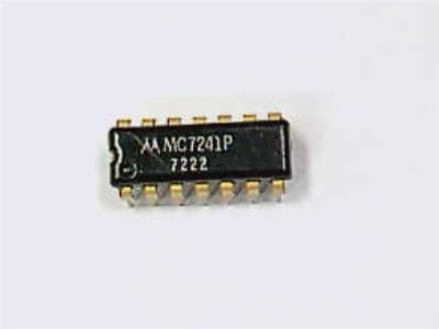 NXP SEMICONDUCTOR MC7241P
