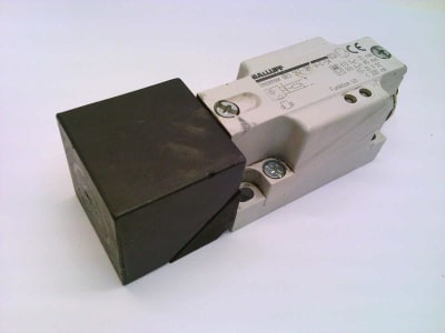 BALLUFF BES 517-385-V-C-S4