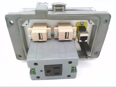 GRACE P-Q51#2R33-M4RF5