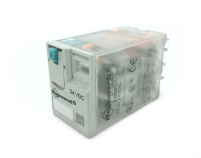 SCHNEIDER ELECTRIC 782XBX2M4L-24D