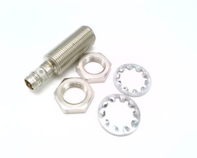 BALLUFF BES 516-325-E5-Y-S49