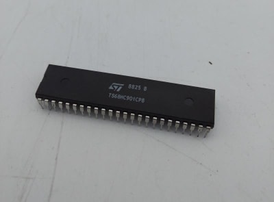 ST MICRO TS68HC901CP8