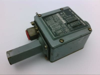 ALLEN BRADLEY 836T-T255J-S60