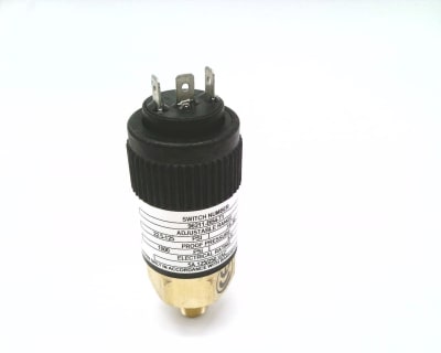 BARKSDALE 96211-BB4-T1