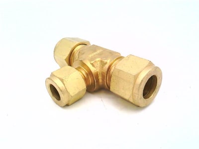 SWAGELOK B-810-3-8-6